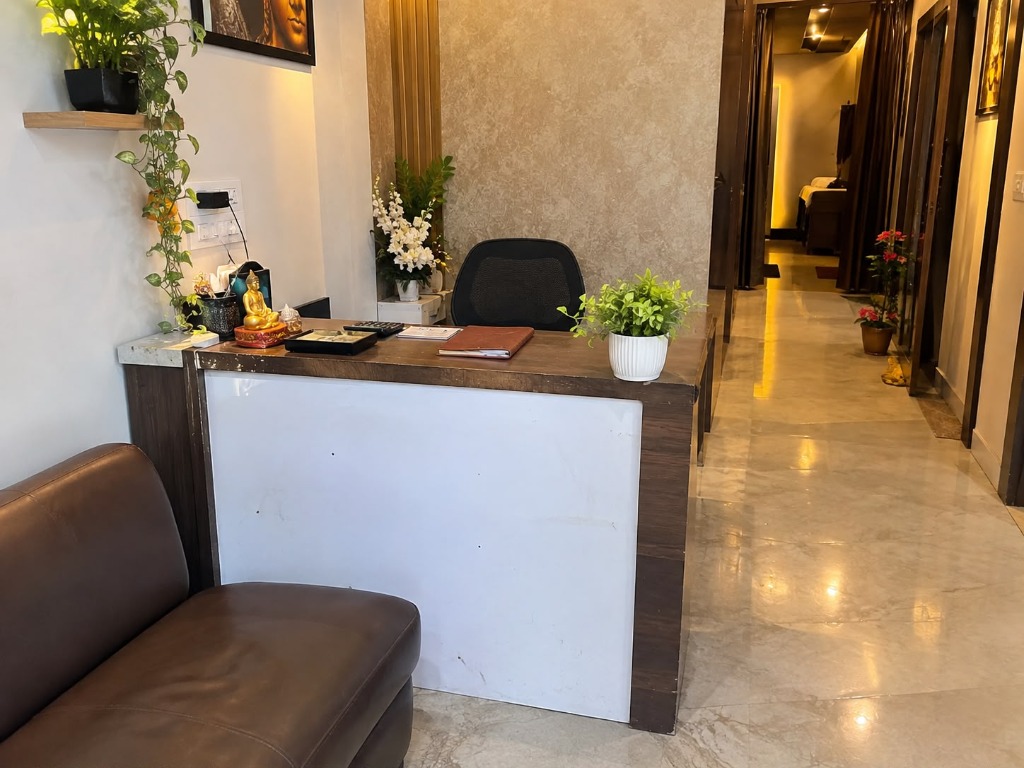 Showmeera Massage Spa Reception with Serene Buddha Idol